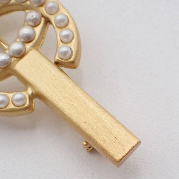 CHANEL CC Logo Imitation Pearl Pin Brooch 01A GHW France Accessory 60KP059 - Picture 8 of 11